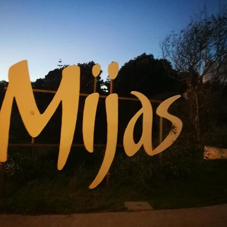 ラ・カラ・デ・ミハスCasa Catanアパートメント エクステリア 写真